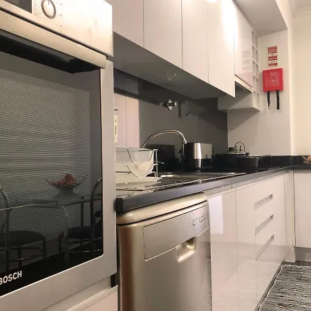 Apartment Dona I House - In With Free Parking *